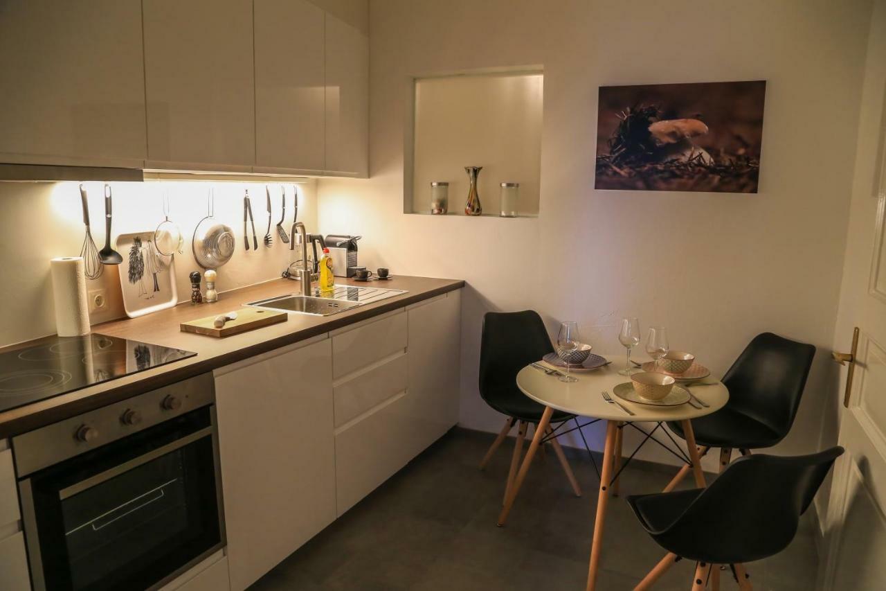 Lovely Apartment In The Heart Of Graz Exterior photo
